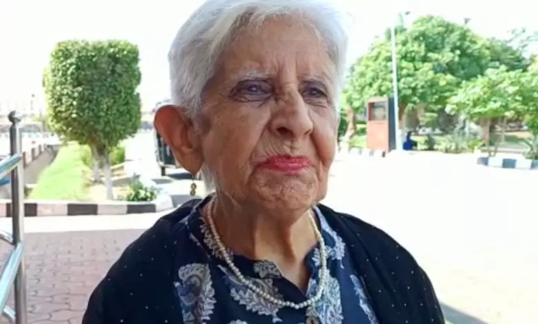 75 years after partition, a 90-year-old Indian woman visits her home town in Pakistan 75 years after partition, a 90-year-old Indian woman visits her home town in Pakistan