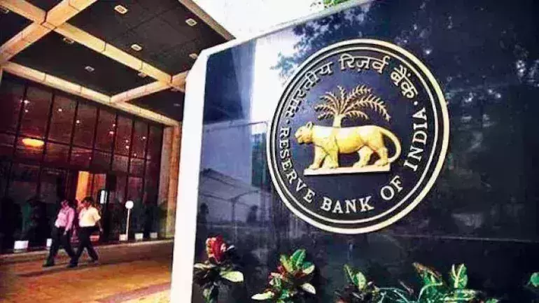 Economy is stable, as price dip to help India escape inflation: RBI