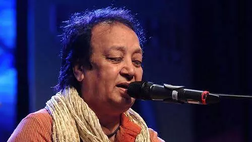 Veteran singer Bhupinder Singh passes away in Mumbai at 82 Veteran singer Bhupinder Singh passes away in Mumbai at 82