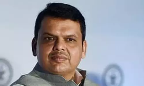 Fadnavis meets Japanese officials, assures fast implementation of projects