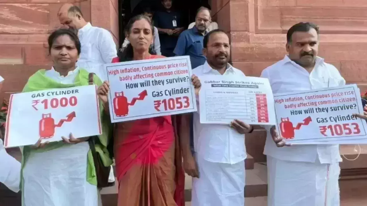Four Congress MPs suspended from Lok Sabha session for protesting