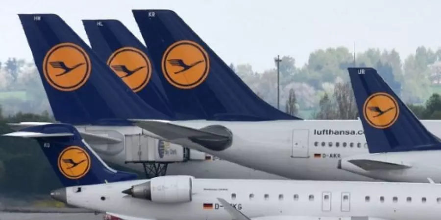 Over 1,000 Lufthansa flights cancelled as staff go on strikes