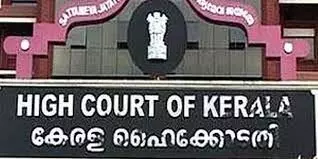 Kerala Govt gets HC notice to tell whether black flag waving is illegal