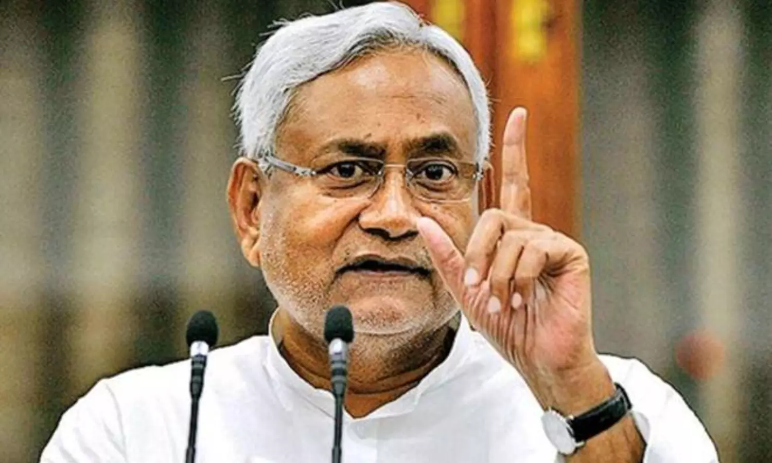 Nitish activates Paltimar plan, speaks to Sonia