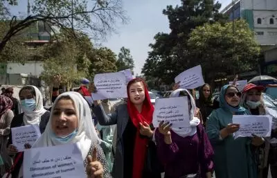 Womens rally in Kabul: Taliban fires warning shots and attack