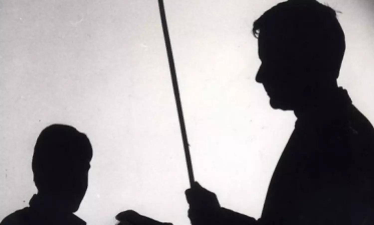 Dalit student thrashed in Rajasthan school for touching water vessel dies