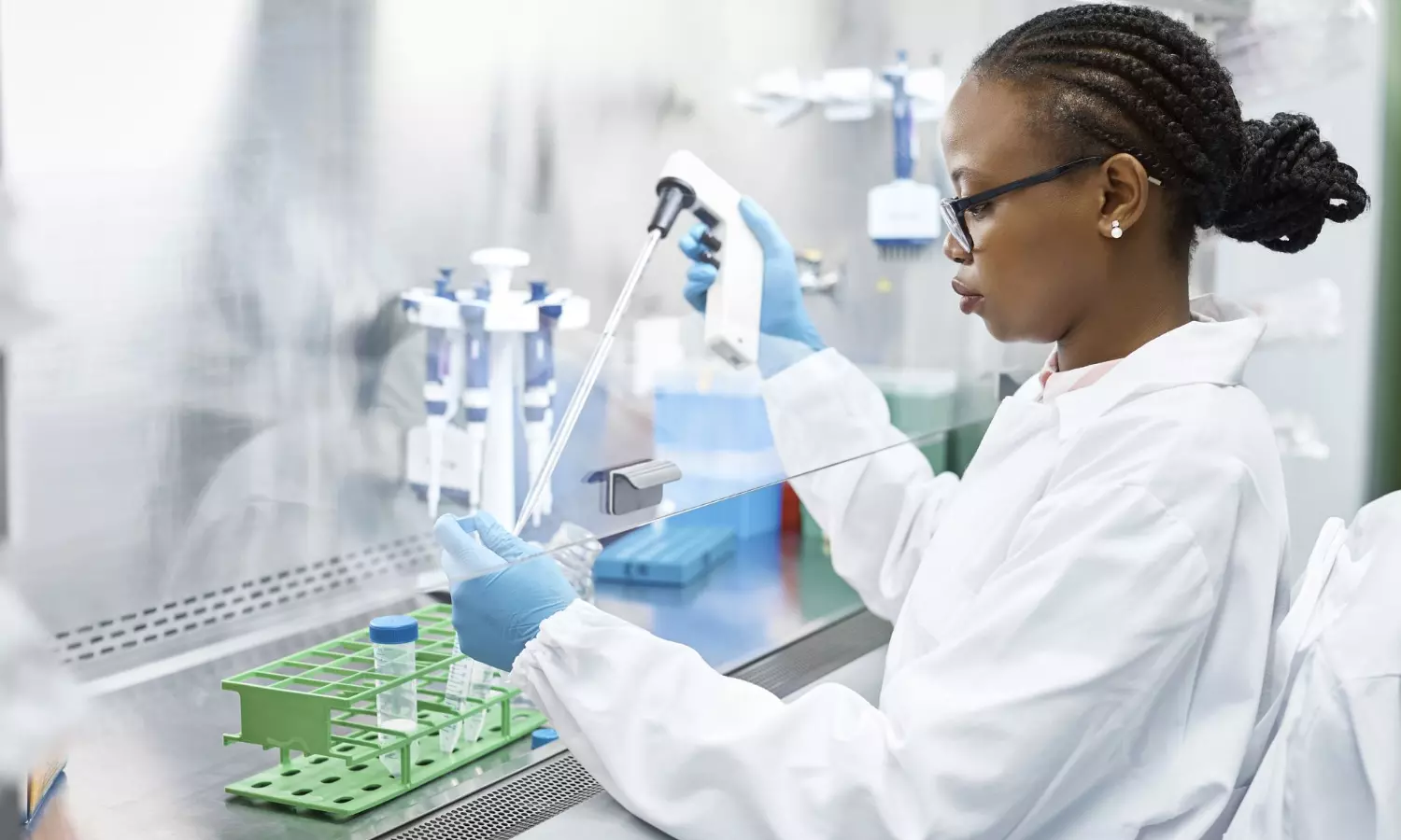 Scientists develop a drug to resist over 300 bacteria