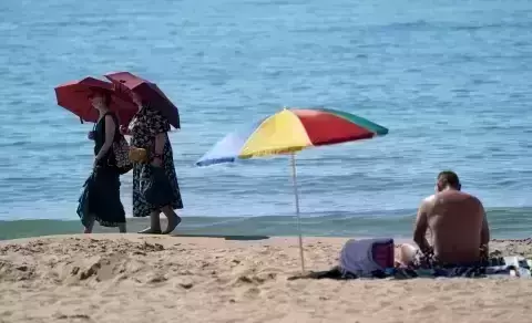 UK heatwave may end today with a thunderstorm