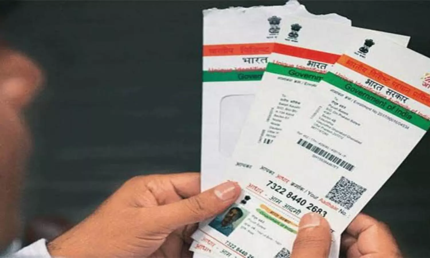UIDAI says govt entities may make Aadhaar mandatory to get government benefits, subsidies