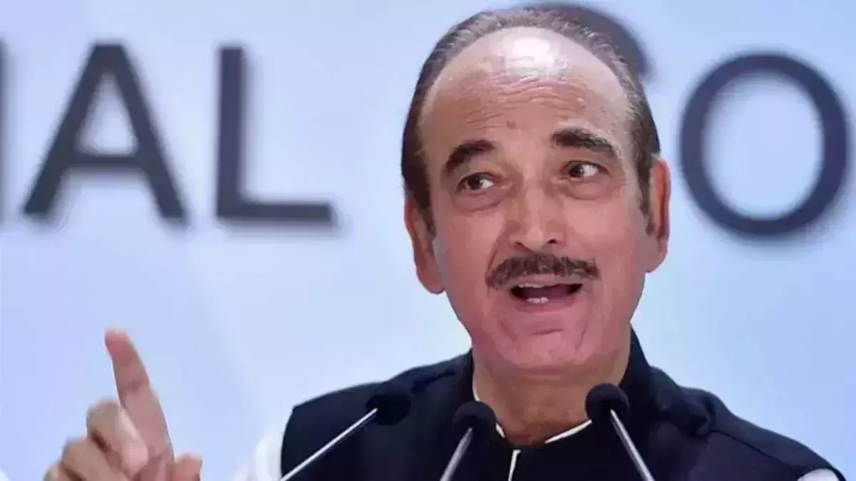 Ghulam Nabi Azad resigns hours after being named head of J&K Congress campaign committee Ghulam Nabi Azad resigns hours after being named head of J&K Congress campaign committee