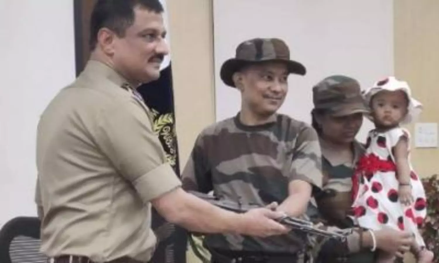 Separatist group top leader in Bengal surrenders before police