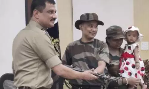 Separatist group top leader in Bengal surrenders before police