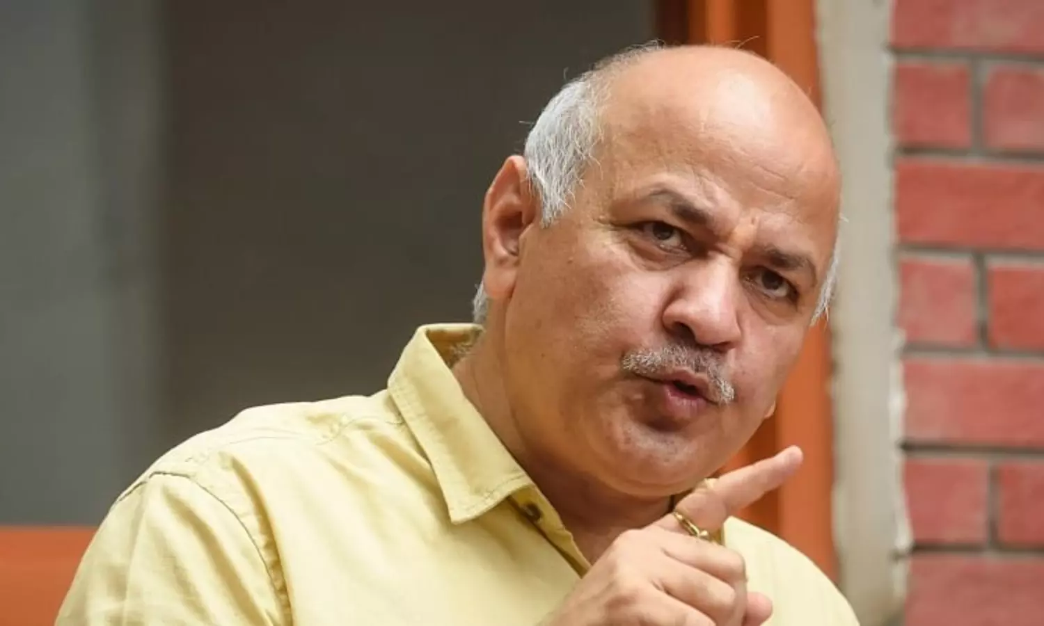 Manish Sisodia claims BJP offered him CM post if he quits AAP & joins BJP
