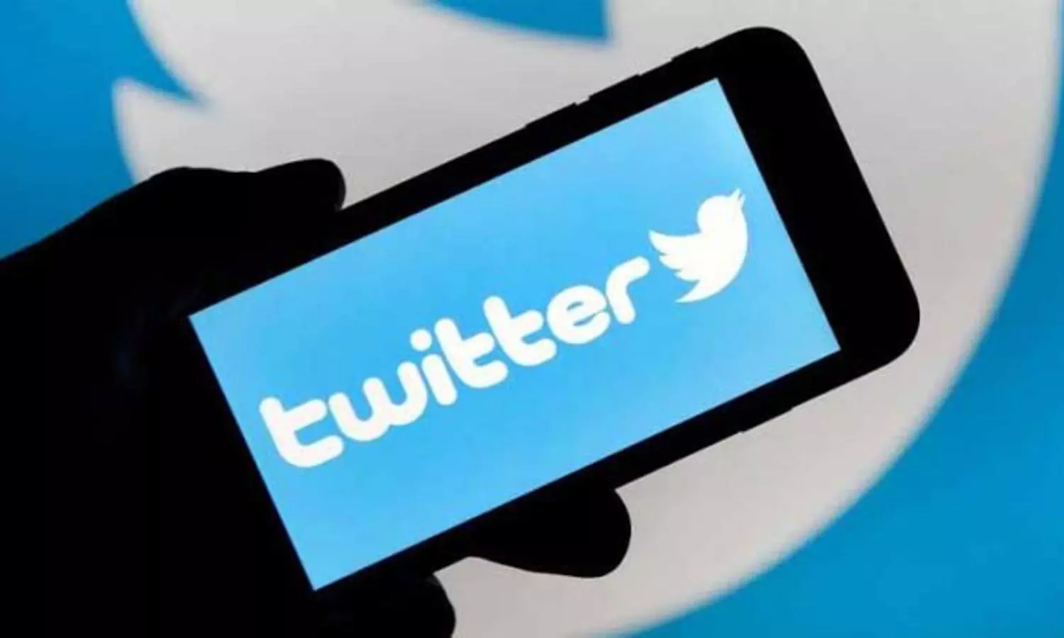 Twitter to combine its account-response teams amid spam bot debate
