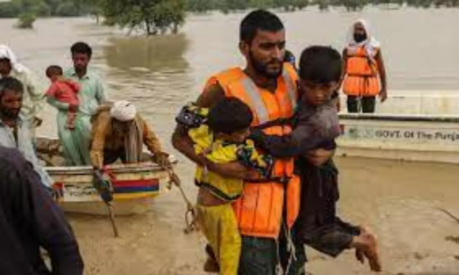 Pakistan flood: One-third of the country under water
