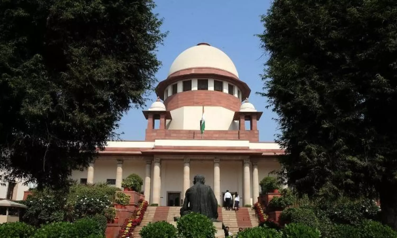 SC condemns midnight arrest of journalist from bedroom; says journalists are not terrorists