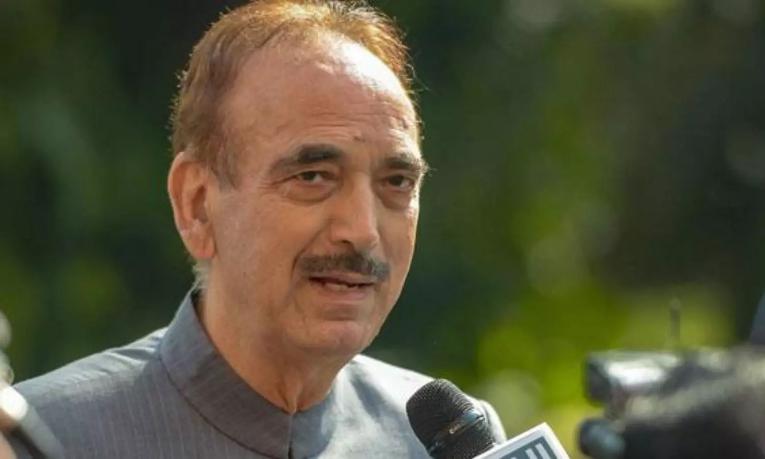 Congress suffers major jolt as 51 J&K leaders quit party in support of Ghulam Nabi Azad