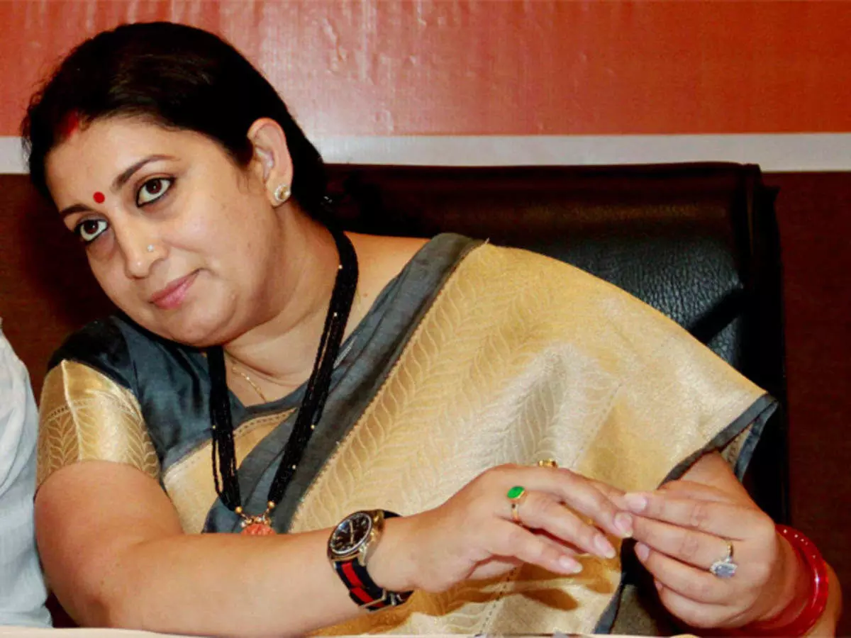 UP Clerk who failed to recognise Smriti Irani over phone probed for slipping duties