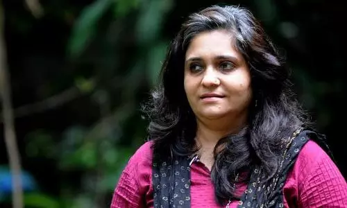 2002 riots: Teesta Setalvad conspired with a senior leader of a political party, Gujarat govt tells SC