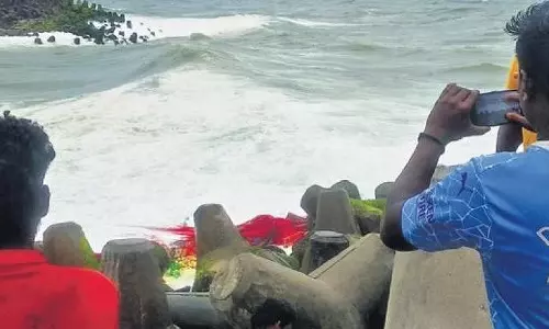 Red alert issued for Tuesday in four Kerala districts following heavy rainfall