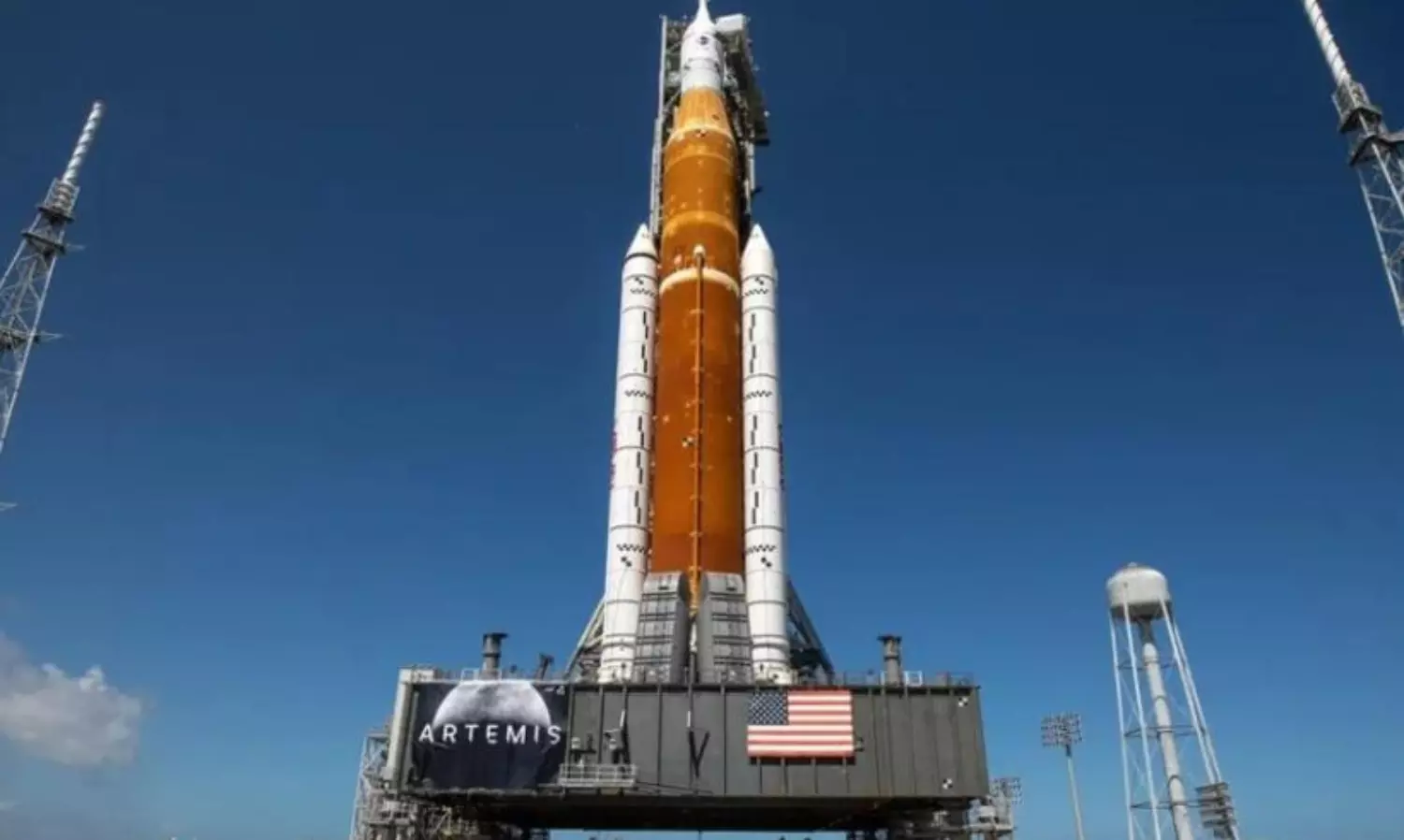 Nasa will fix the fuel leak on Artemis-1 moon rocket: report