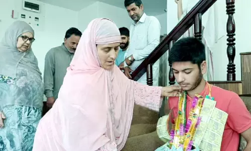 Haziq Pervaiz Lone, the only Indian Muslim among the top 10 students in NEET 2022