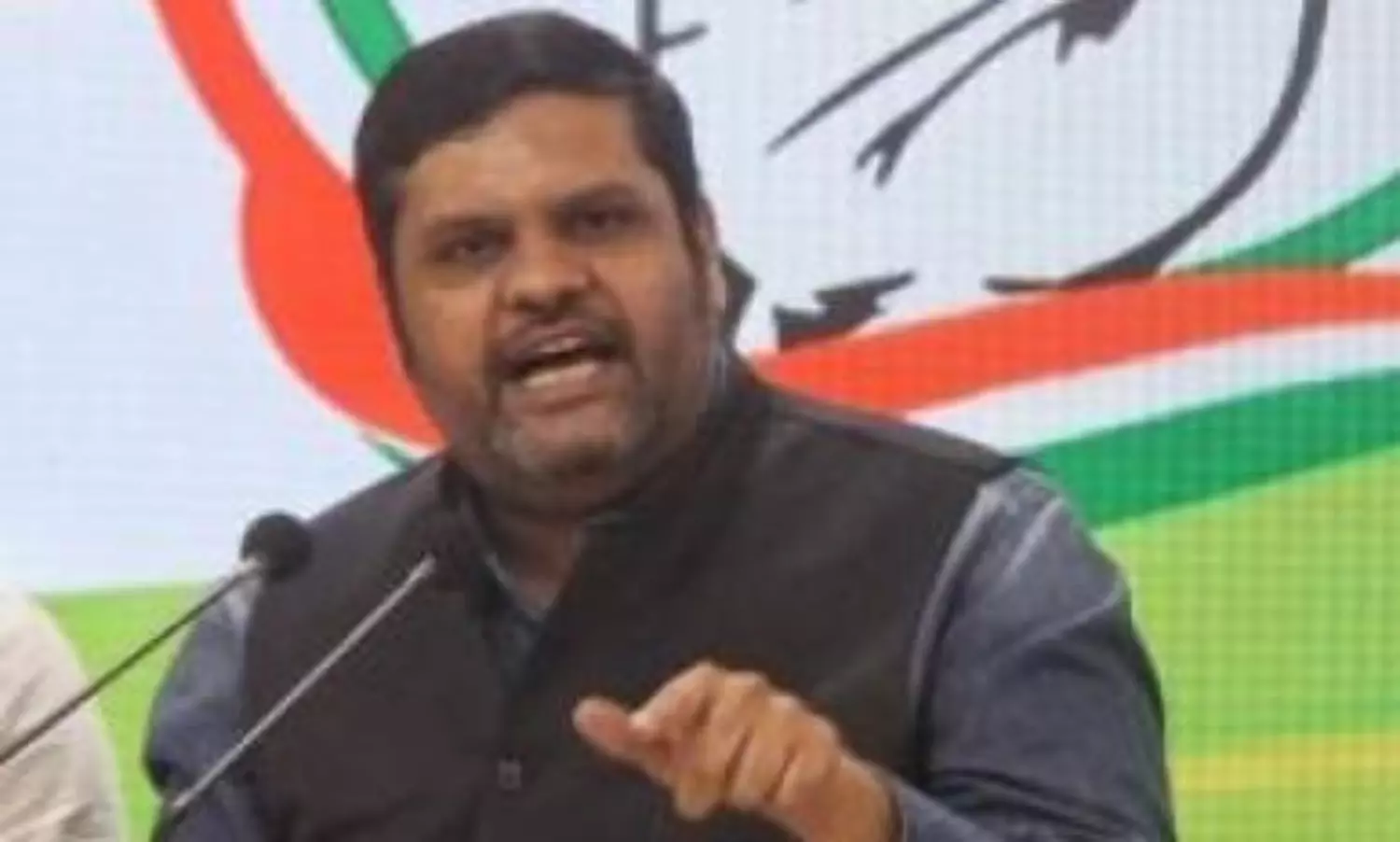 Election dates regulate fuel prices in India: Congress