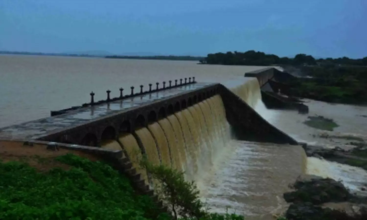 Flood alert in Telangana district along Godavari river