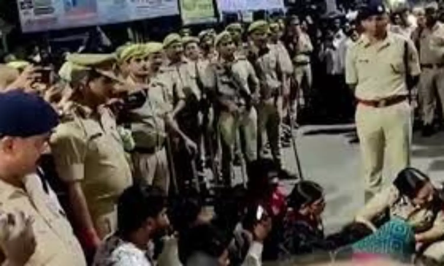 Six arrested in Lakhimpur Kheri for rape and murder of Dalit sisters