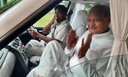 Gehlot to run for party chief since no Gandhi wants the role
