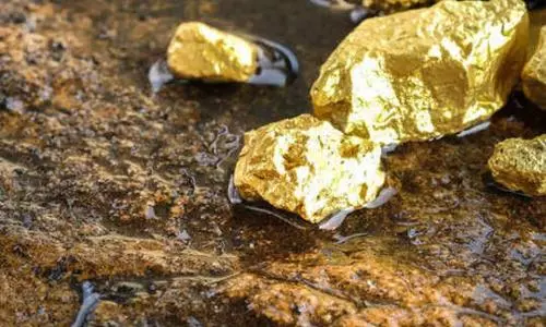 Saudi Arabia discovers new gold, copper ore in Madinah