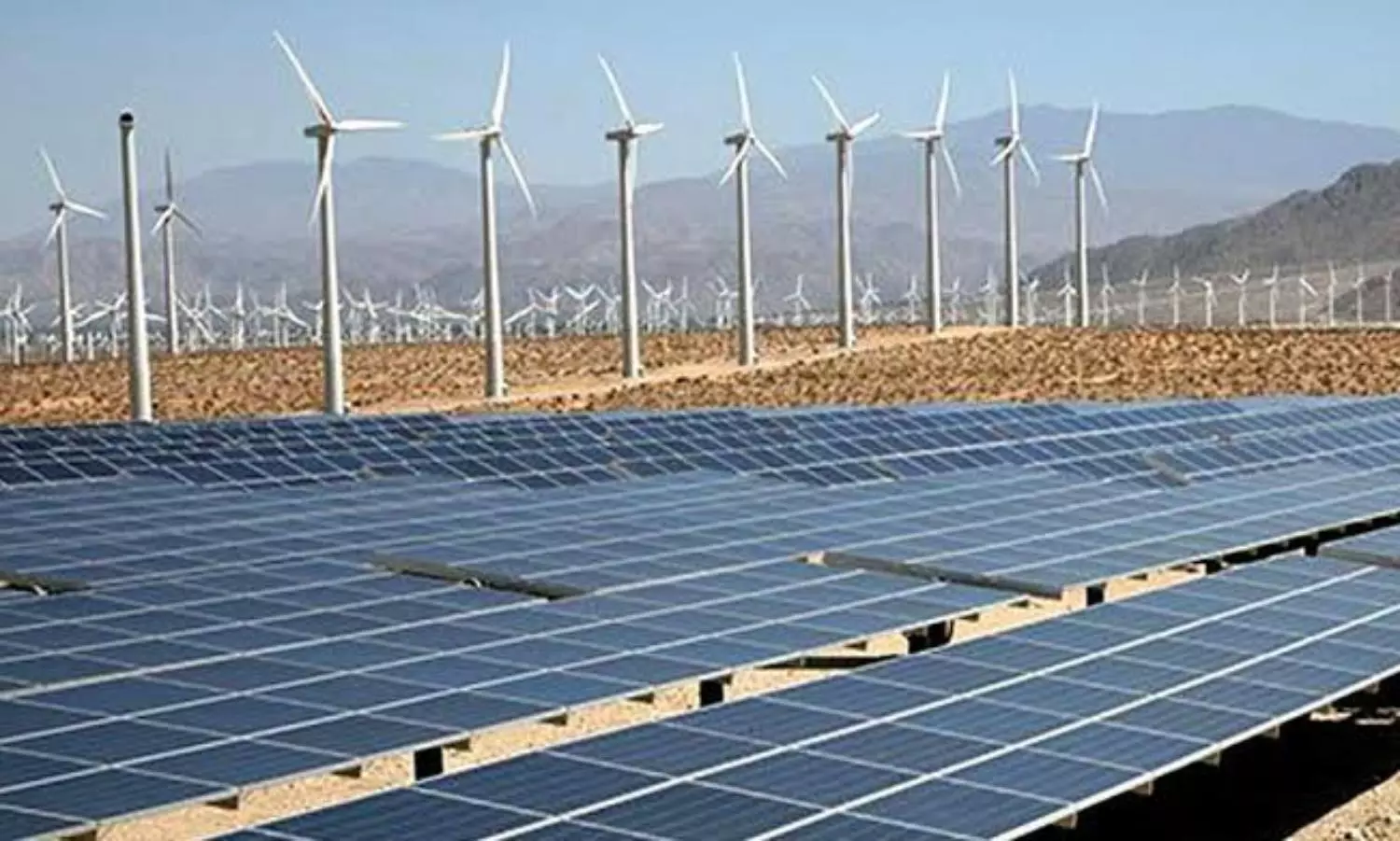 Saudi Arabia launches five projects to produce electricity using renewable energy