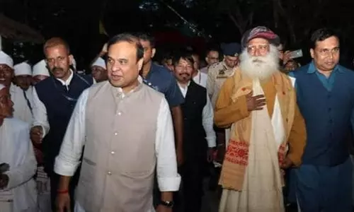 Complaint against Sadhguru, Assam CM for driving in Kaziranga Park at night