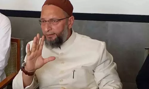 Why right-wing majoritarian outfits not banned, asks Owaisi