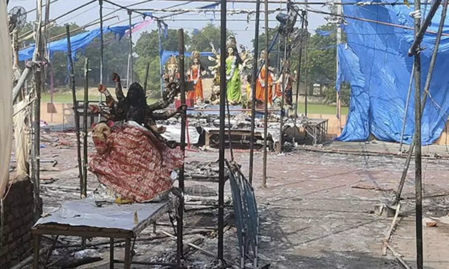 Five dead, more than 60 injured in massive fire at Durga Puja Pandal in UP