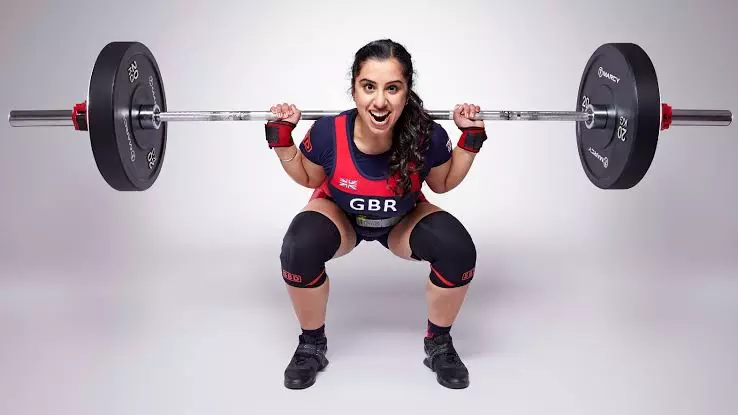 UK woman sets world record for most bodyweight squats in one minute UK woman sets world record for most bodyweight squats in one minute