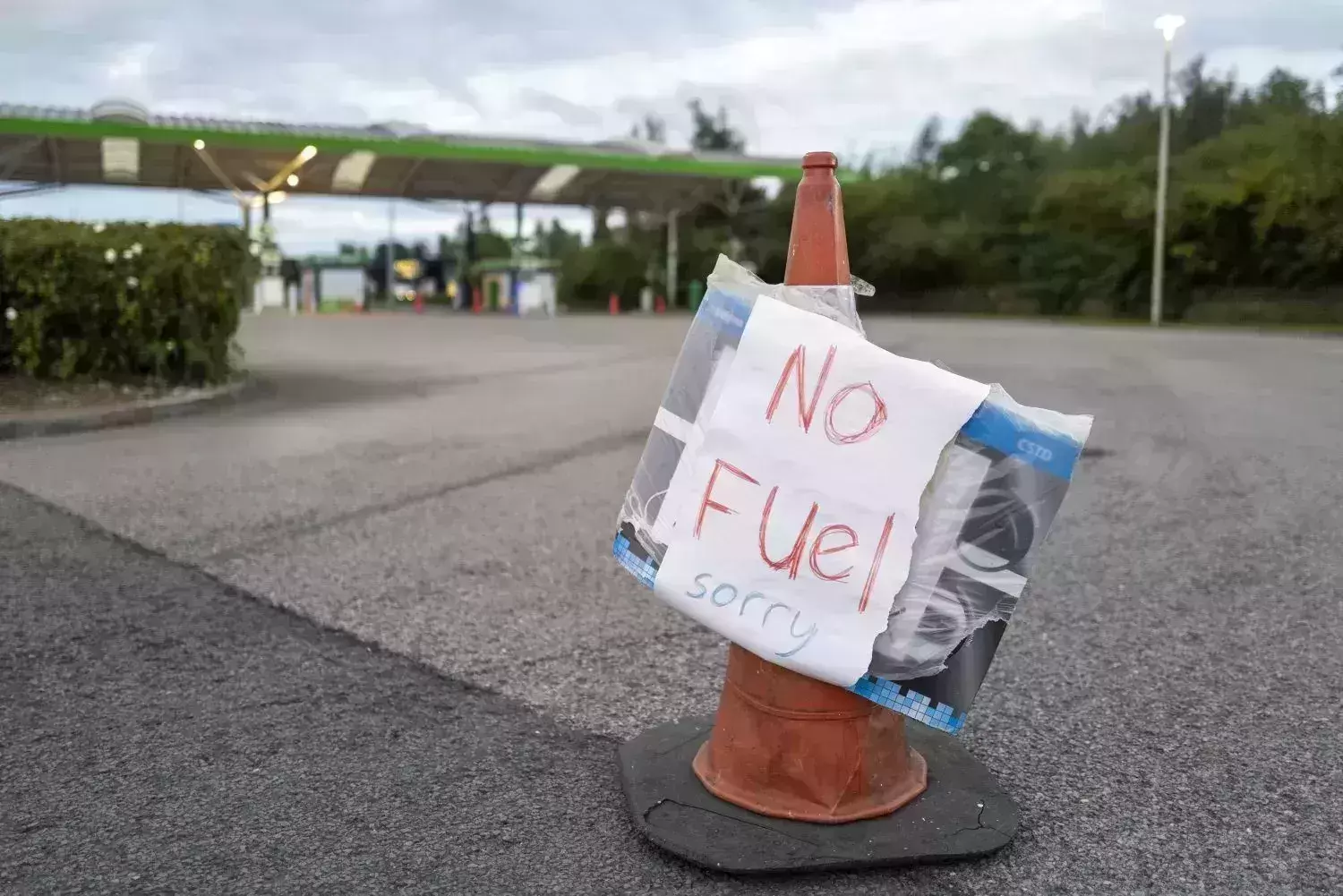 Europe energy crisis: France to stop hot water supply in public offices