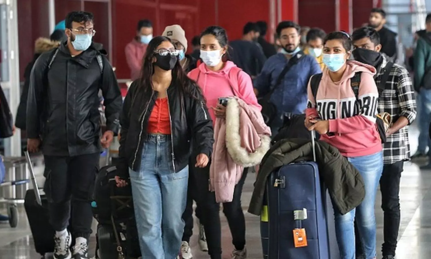 Falling rupee makes studying abroad costlier, frustrating aspirants