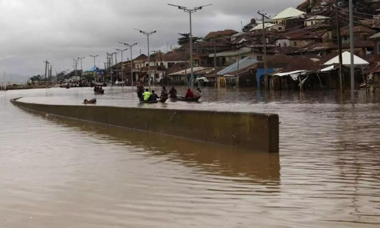 Nigeria faces worst floods in a decade, death toll passes 600