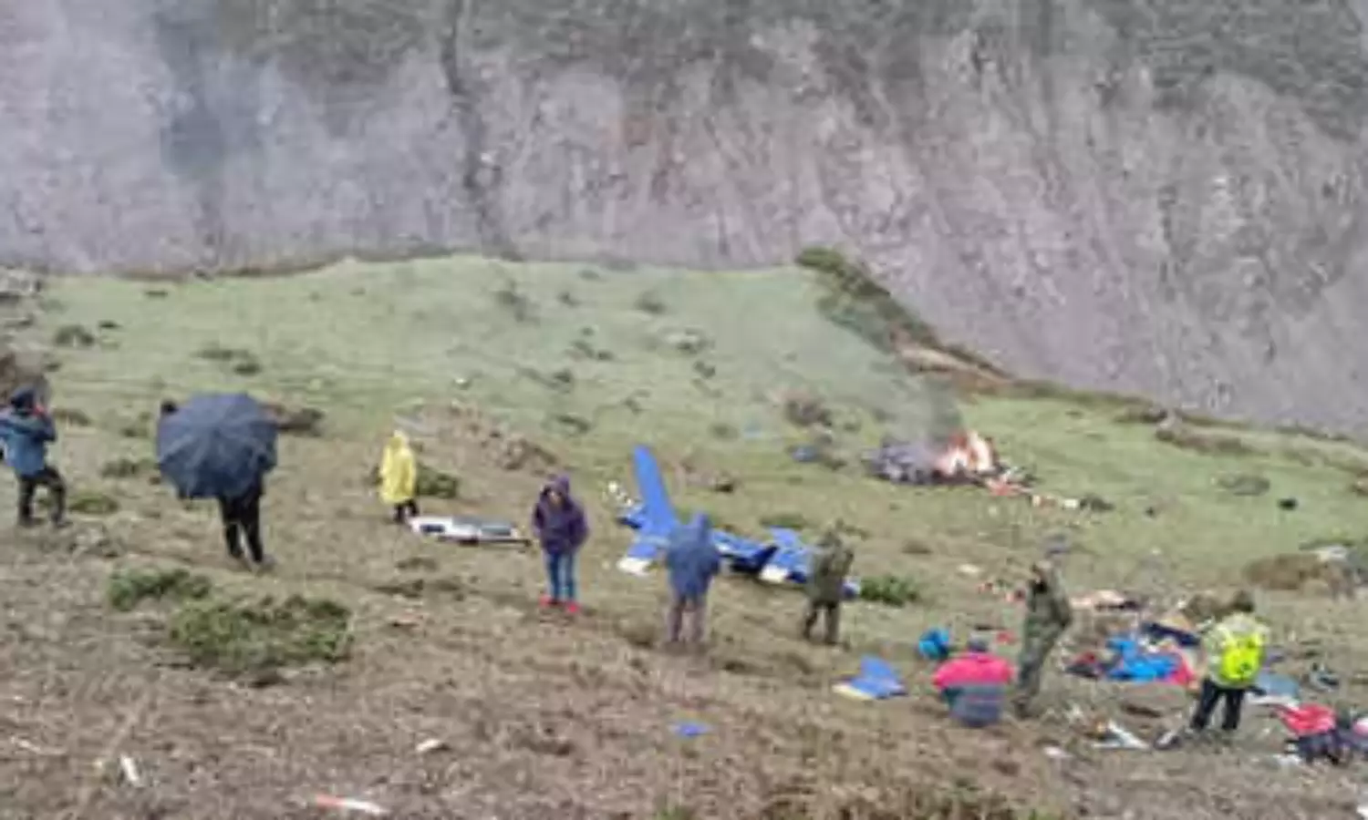 Helicopter crash near Kedarnath kills 6 pilgrims, pilot