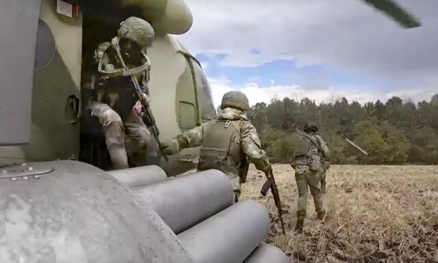 Ukrainians are worrying over Russian nukes as the winter arrives