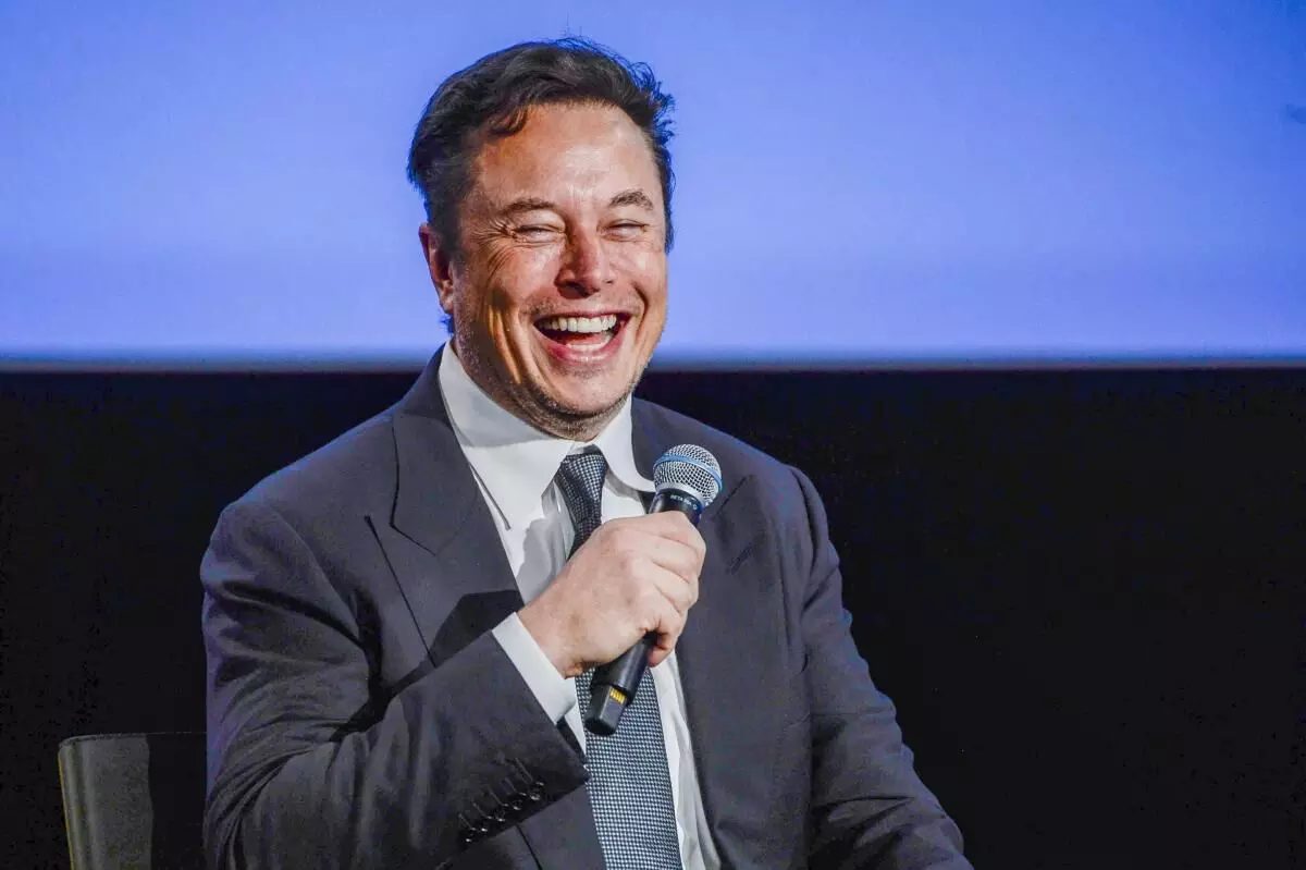 Draw up a list of workers to be laid off: Musk tells Twitter managers