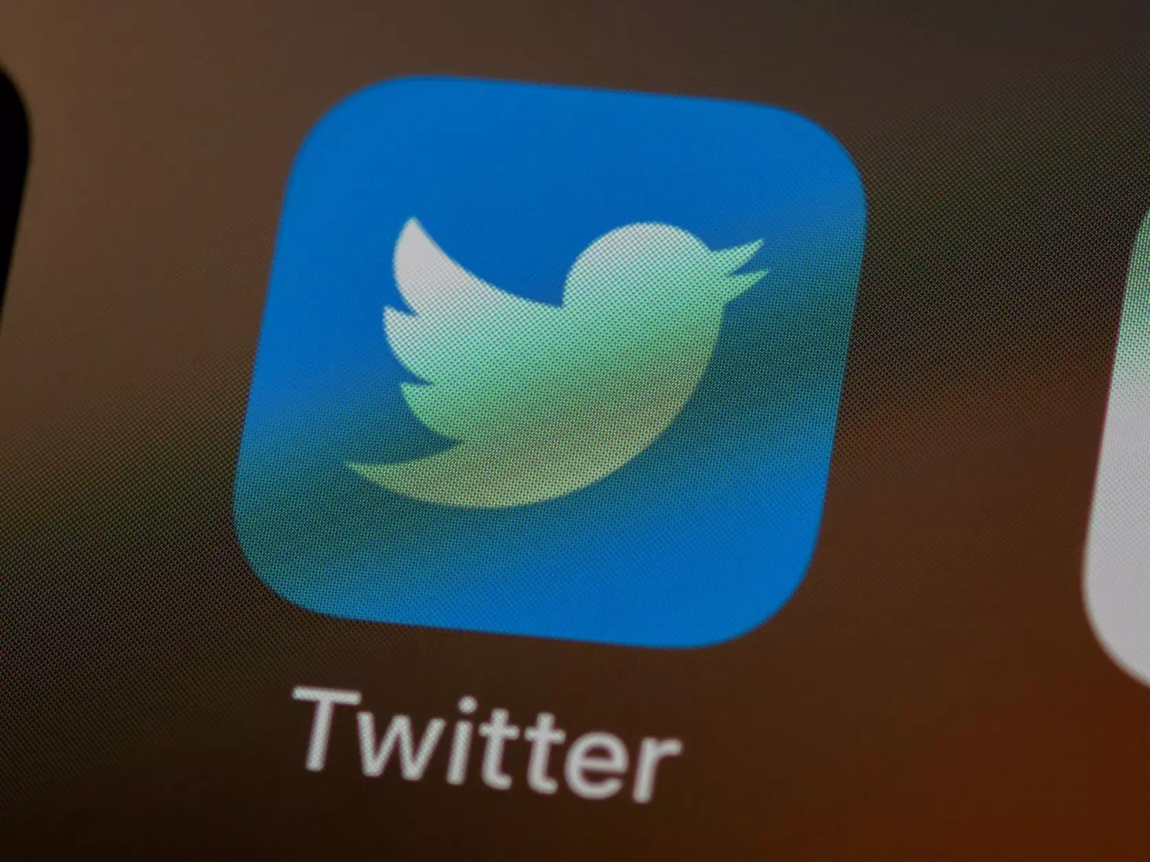 Lawsuit against Twitter in US for illegal layoffs of employees