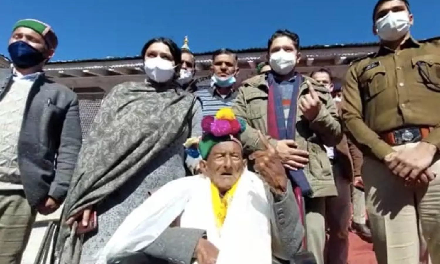 Indias first voter Shyam Saran Negi passed away; to be cremated with full state honour