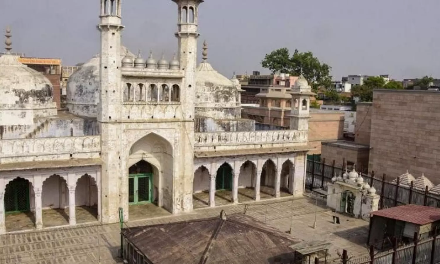 Bench to hear Gyanvapi Kashi Vishwanath case to be set up on Friday: SC