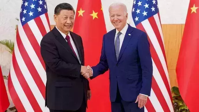 Chinese President Xi teaches US President Democracy in their meeting