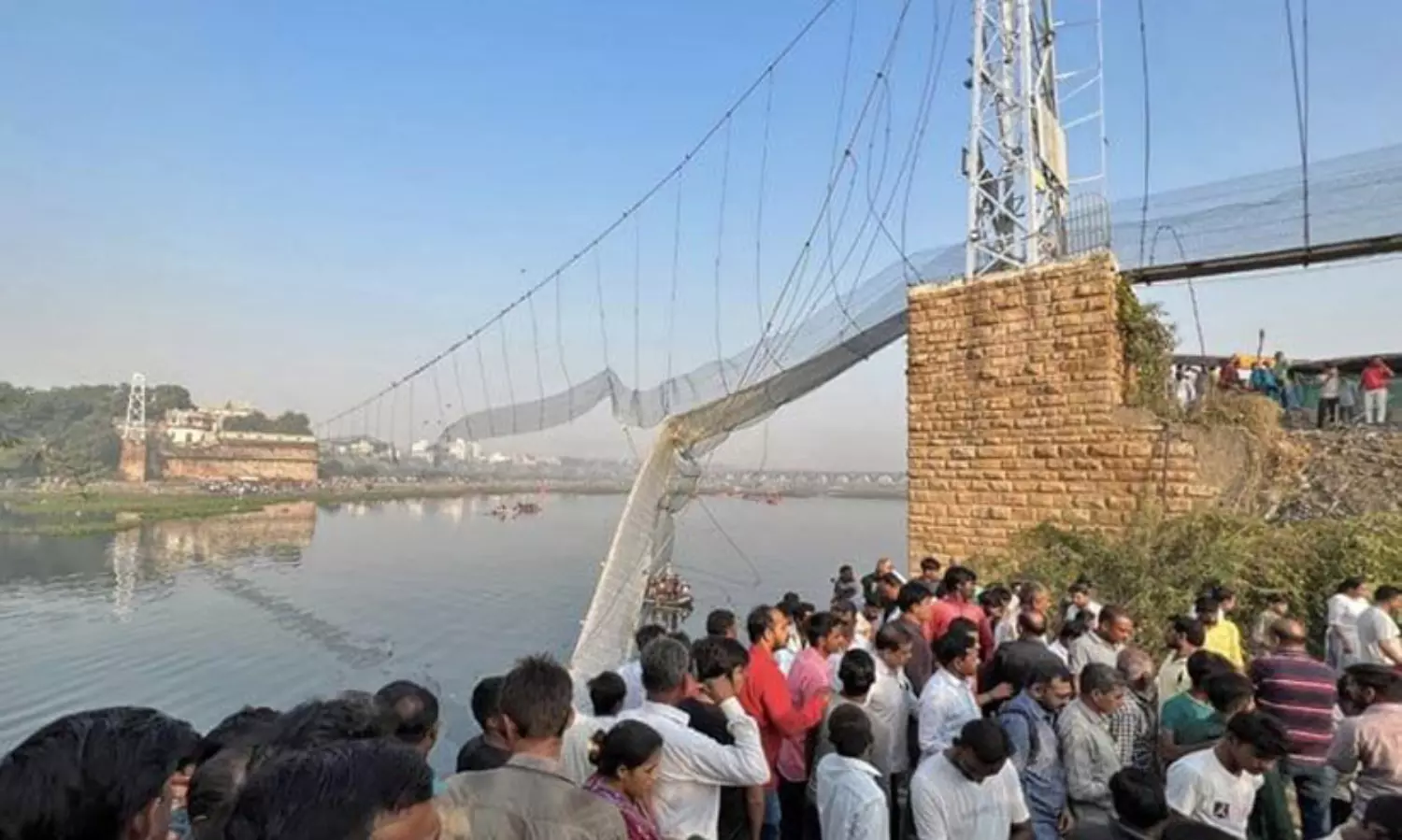 Morbi bridge tragedy: Explanation by evening or pay 1 lakh, HC warns civic body