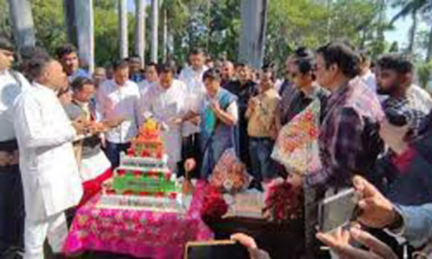 Congress leader Kamal Nath cut a temple-shaped cake and tasted the bitter side