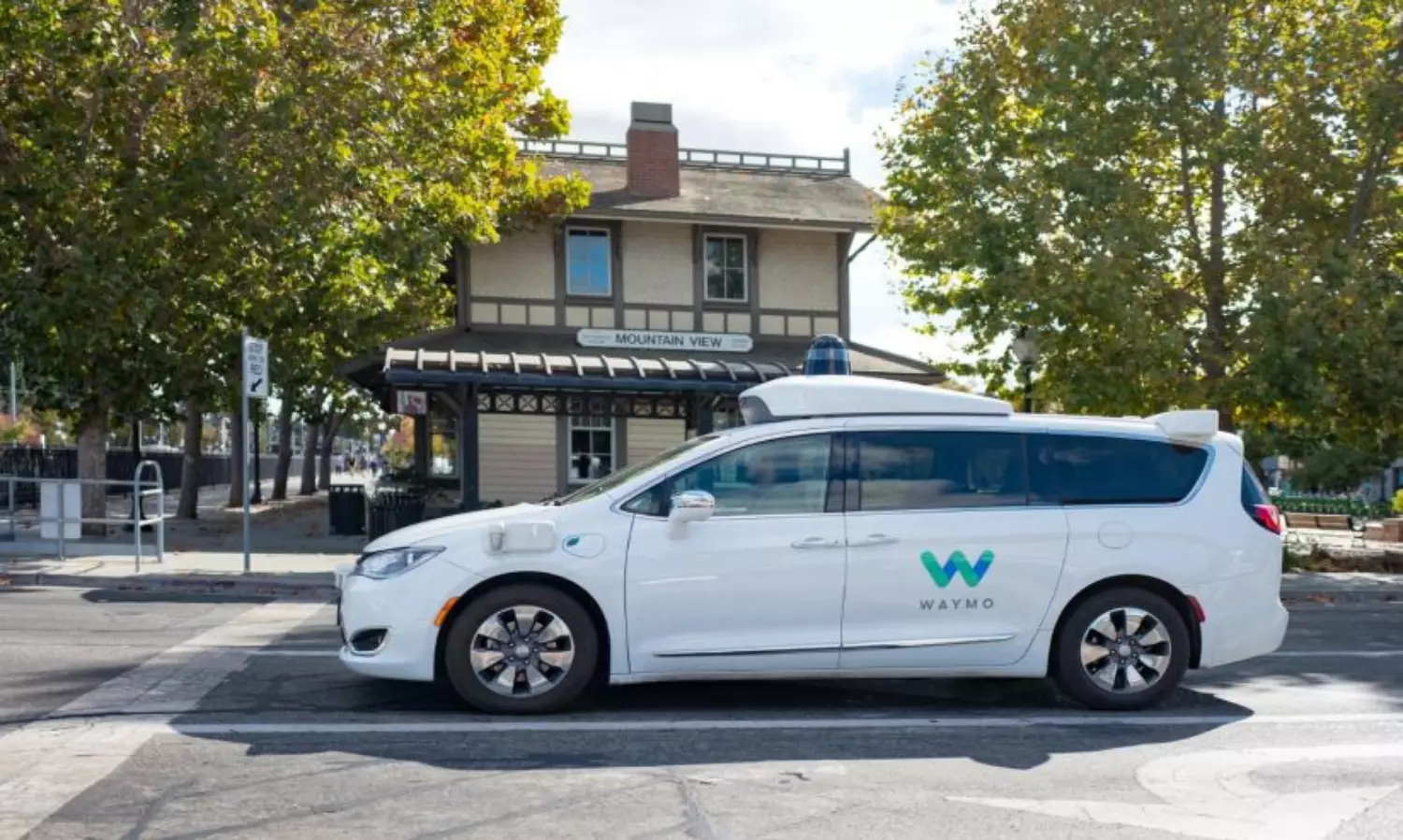 Way forward to the future: US company offers driverless rides to public