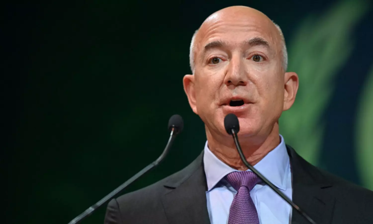 Avoid unnecessary spending during holiday season, warns Jeff Bezos ahead of recession